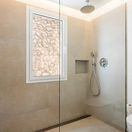 Atlantis - Beautiful Sea Views Villa *