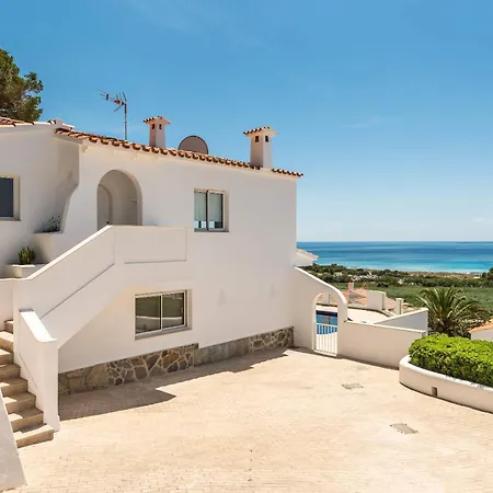 Villa Atlantis - Beautiful Sea Views *