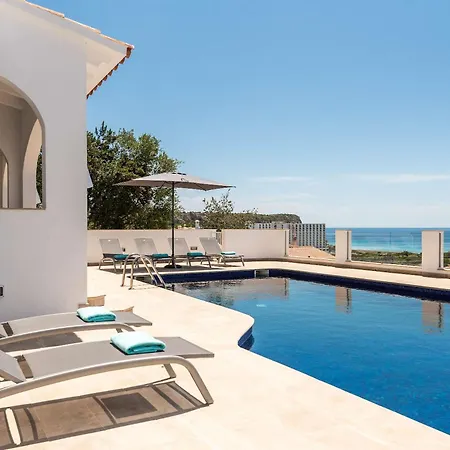 Villa Atlantis - Beautiful Sea Views *
