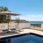 Atlantis - Beautiful Sea Views