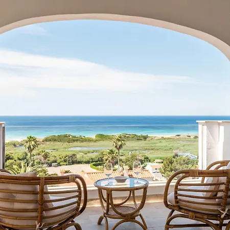 Atlantis - Beautiful Sea Views Villa